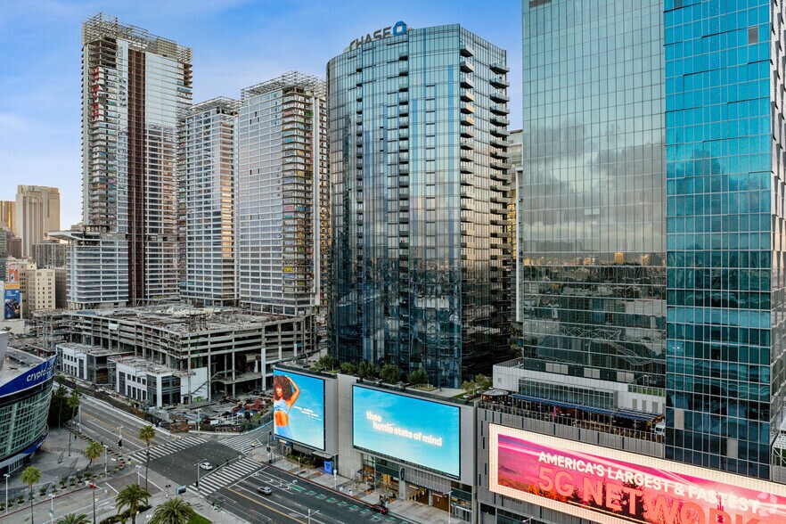 More Photos Of 1200 S Figueroa St, Los Angeles Apartments For Lease