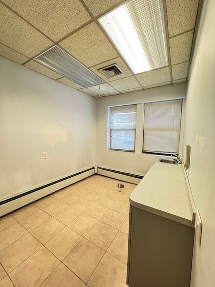 More Photos Of 4912 Bergenline Ave, West New York Health Club For Lease