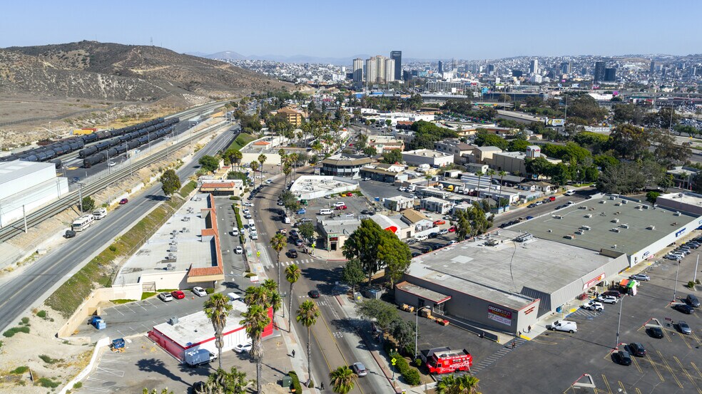 More Photos Of 501 E San Ysidro Blvd, San Ysidro Unknown For Lease