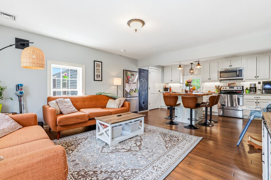 More Photos Of 1 Old Manchester Rd, Raymond Multifamily For Sale