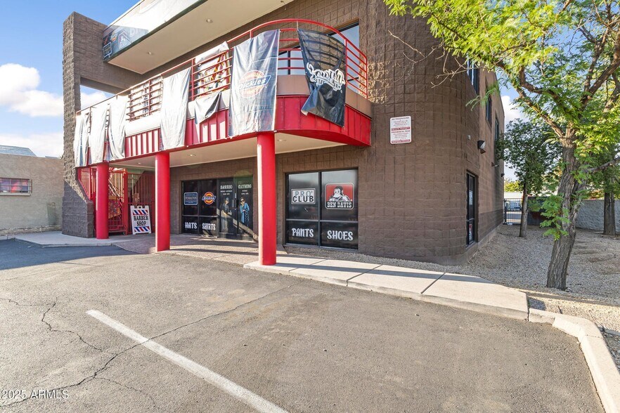 More Photos Of 319 E McDowell Rd, Phoenix Office For Sale