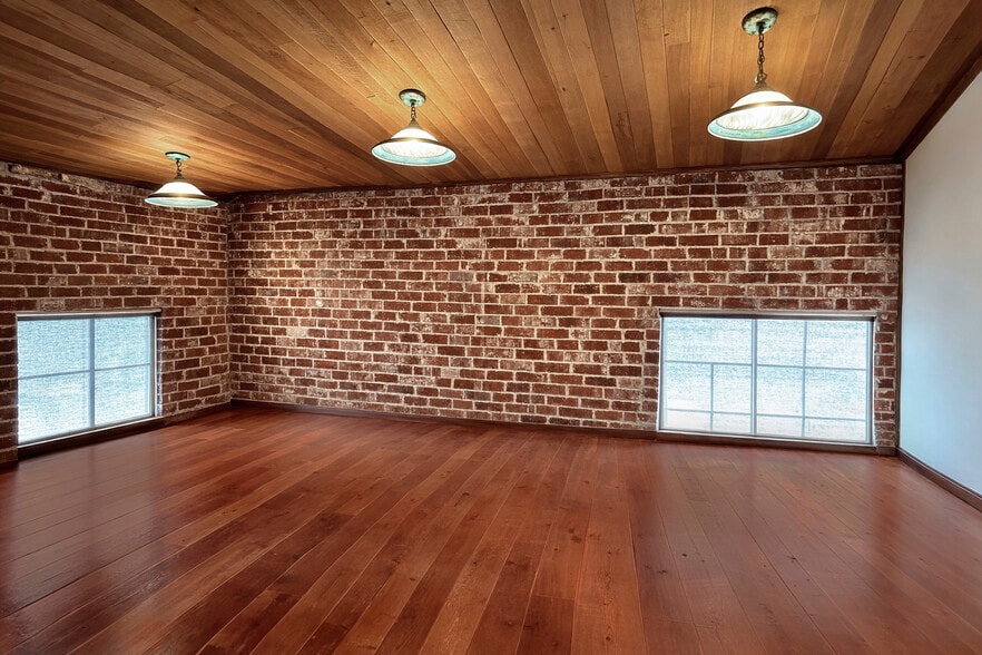 More Photos Of 915 S Alta Vista Ave, Monrovia Flex For Sale