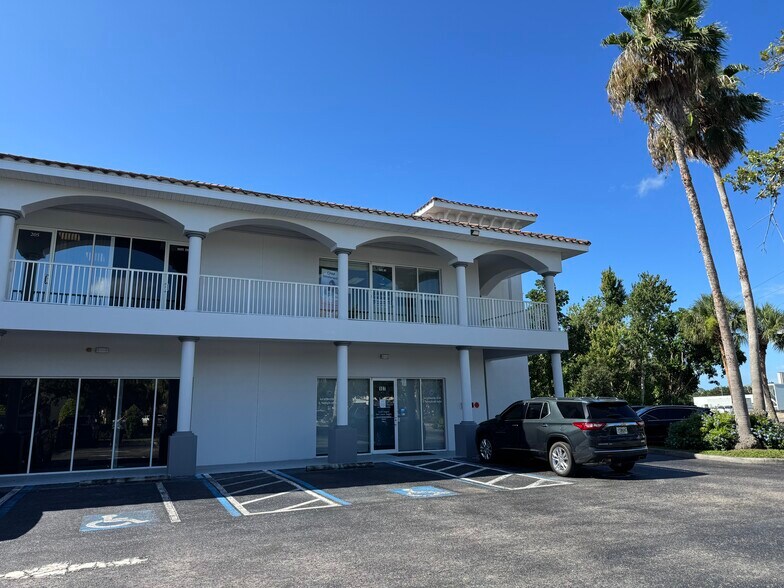 More Photos Of 5310 Clark Rd, Sarasota Medical For Lease
