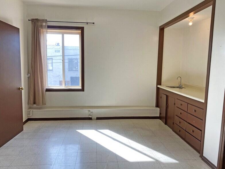 More Photos Of 3000 Whittier Blvd, Los Angeles Medical For Lease