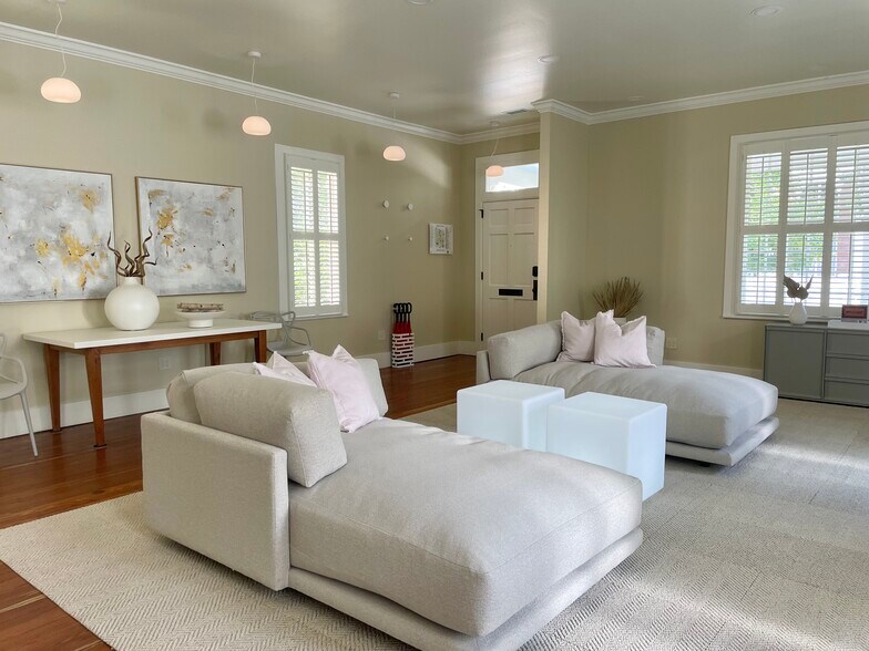 More Photos Of 216 Church St, Pensacola Office Residential For Sale