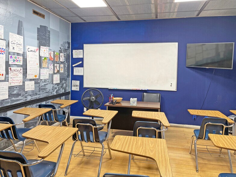 More Photos Of 2015 Center St, Berkeley Office For Lease