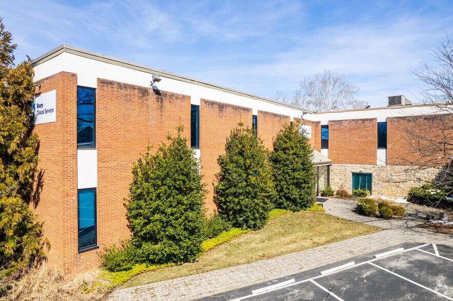 Primary Photo Of 300 Kimberton Rd, Phoenixville Research And Development For Sale