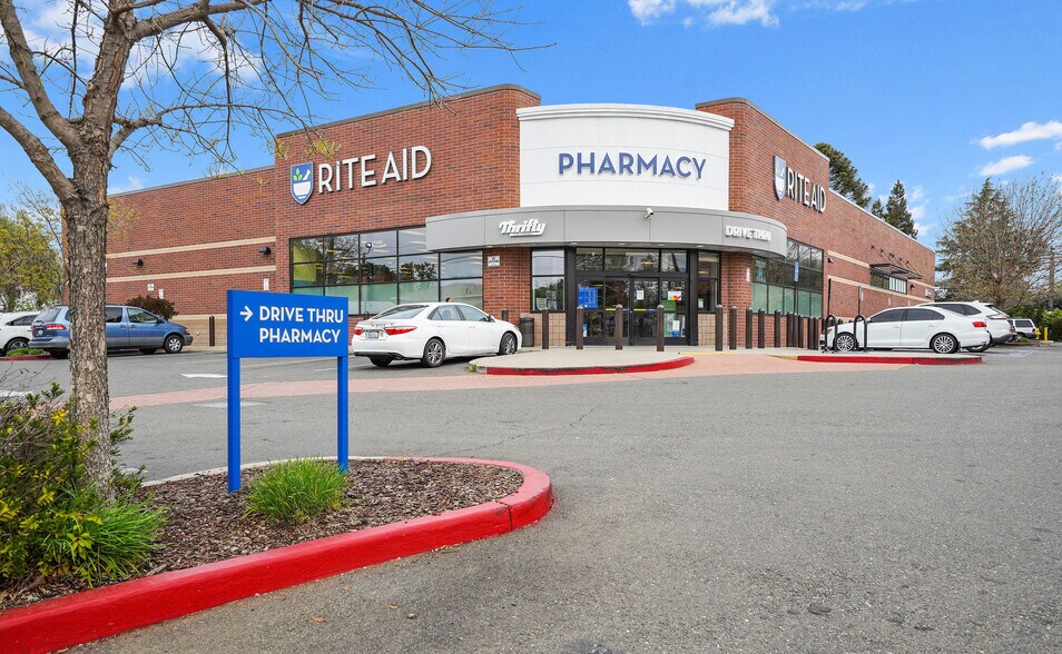 More Photos Of 4241 Marconi Ave, Sacramento Drugstore For Lease