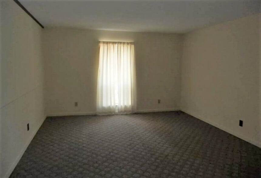 More Photos Of 6535 Summertime Apartments, 6535 Jeffrey Dr, Fayetteville Apartments For Sale