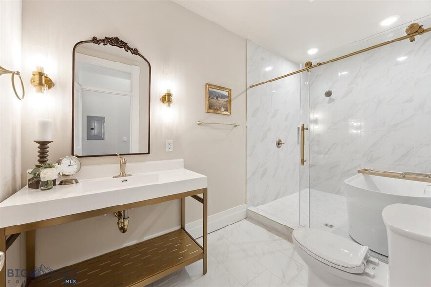 More Photos Of 140 W Park St, Butte Apartments For Sale