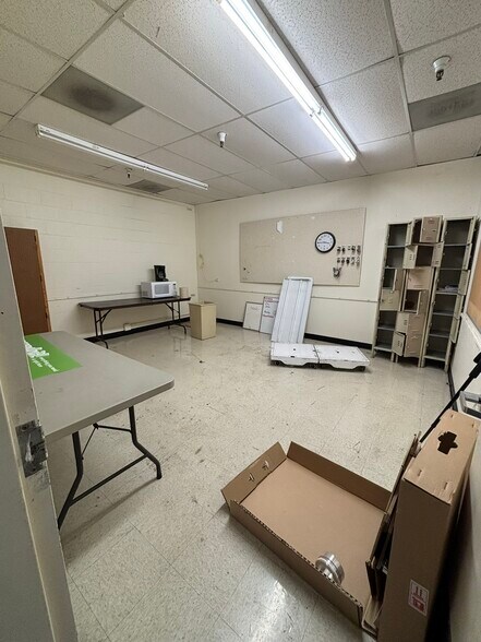 More Photos Of 210-890 Tennant Ave, Morgan Hill Unknown For Lease