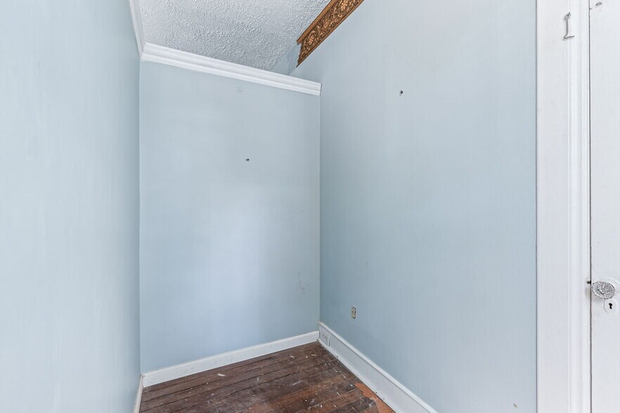 More Photos Of 47 N Allen St, Bonne Terre General Retail For Sale