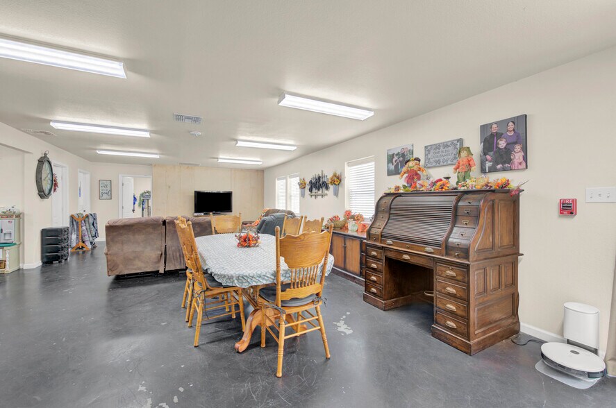 More Photos Of 1295 Stonecrest Rd, Argyle Warehouse For Lease