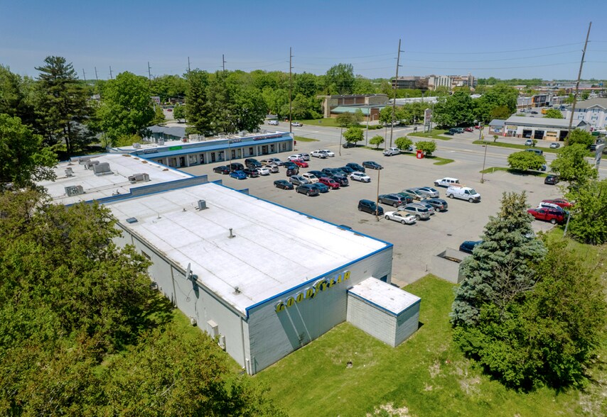 More Photos Of 3643 W 86th St, Indianapolis Auto Repair For Sale