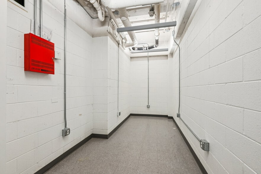 More Photos Of 1421 Race St, Philadelphia Medical For Lease