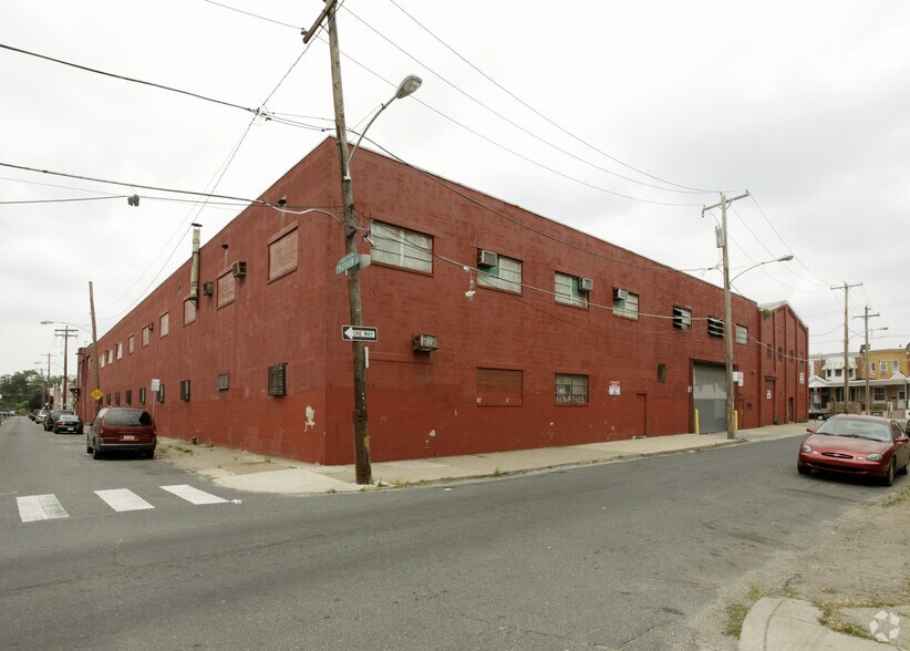 More Photos Of 2848 Chatham St, Philadelphia Warehouse For Lease