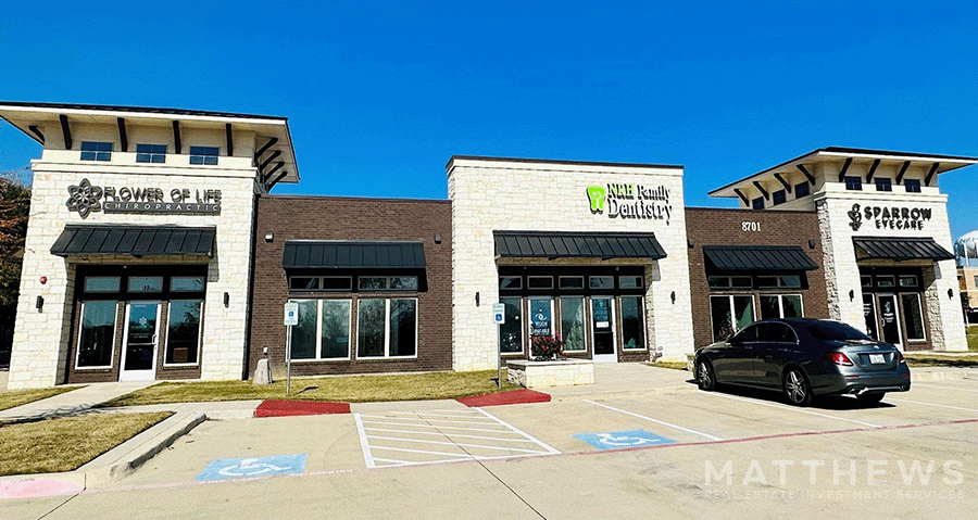 Primary Photo Of 8701 N Tarrant Pky, North Richland Hills Storefront Retail Office For Lease