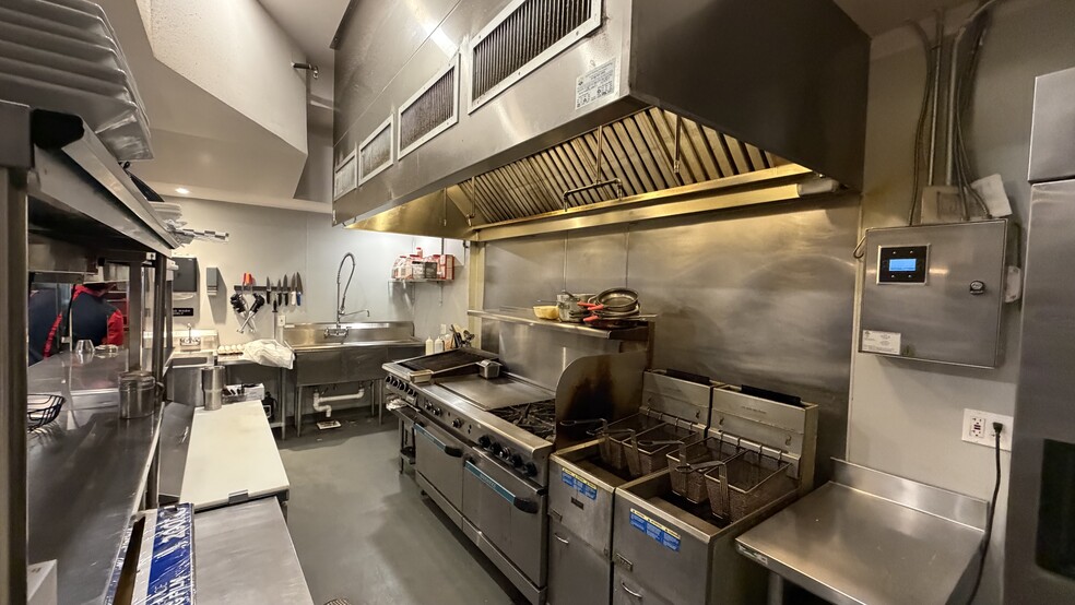 More Photos Of 35 Belvidere St, Nazareth Storefront Retail Residential For Sale