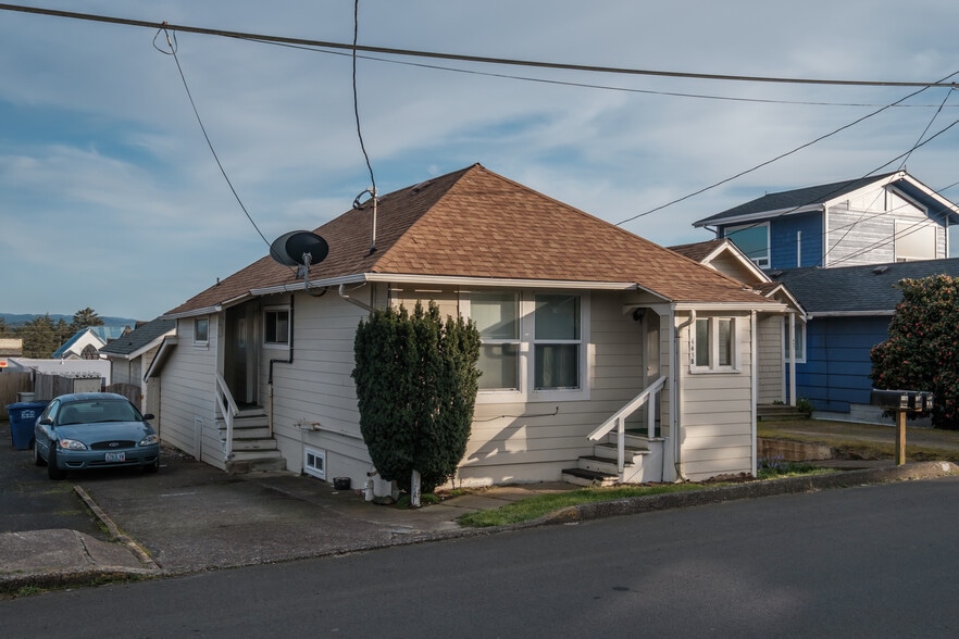 More Photos Of 443 SW 7th St, Newport Apartments For Sale