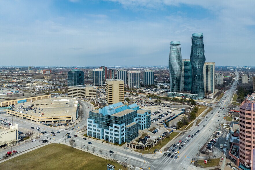 More Photos Of 77 City Centre Dr, Mississauga Office For Lease