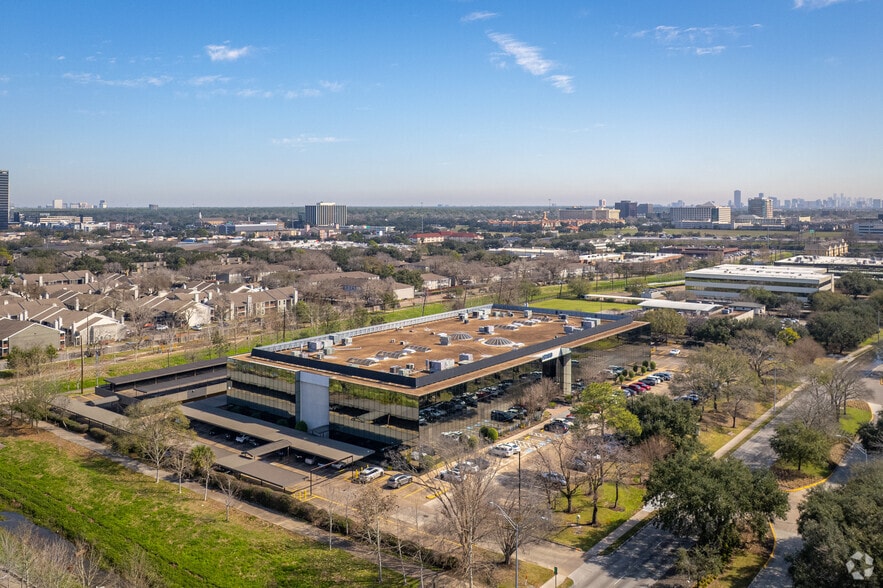 More Photos Of 10700 Richmond Ave, Houston Office For Lease