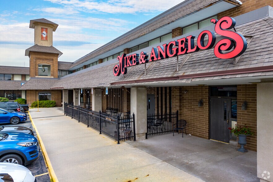 More Photos Of 6220 Washington Ave, Racine Freestanding For Lease