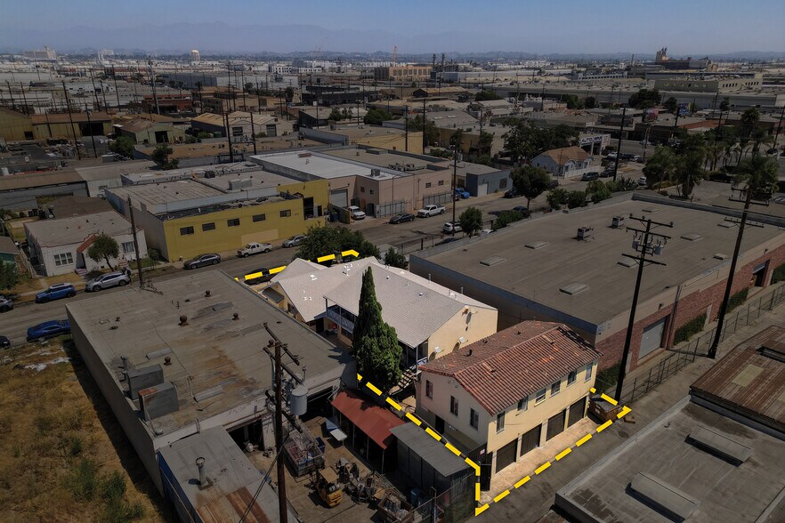 More Photos Of 2528 E 54th St, Huntington Park Apartments For Sale