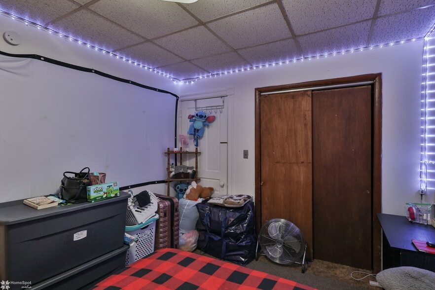More Photos Of 220 S Madison St, Allentown Specialty For Sale