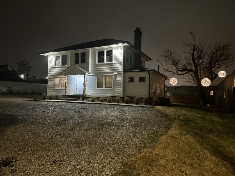 More Photos Of 220 W 80th Ter, Kansas City Storefront Retail Office For Sale