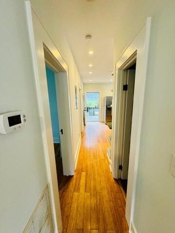 More Photos Of 787 Meeting St, Charleston Office Residential For Lease