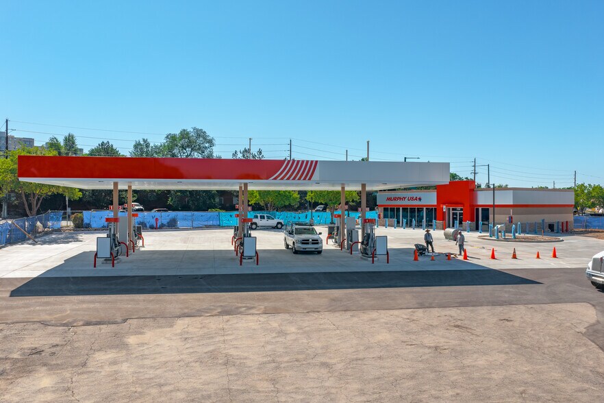 More Photos Of 7150 Leetsdale Dr, Denver Service Station For Sale