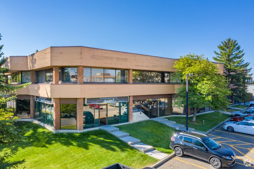 Primary Photo Of 3015 12th St NE, Calgary Office For Lease