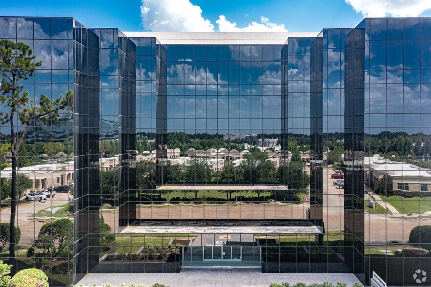 More Photos Of 16225 Park Ten Pl, Houston Office For Lease