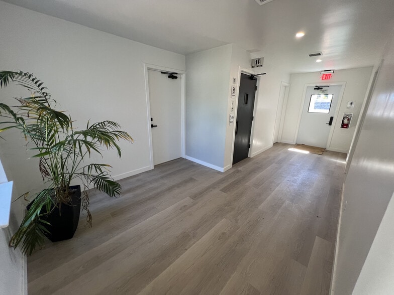 More Photos Of 19830 Lake Chabot Rd, Castro Valley Medical For Lease