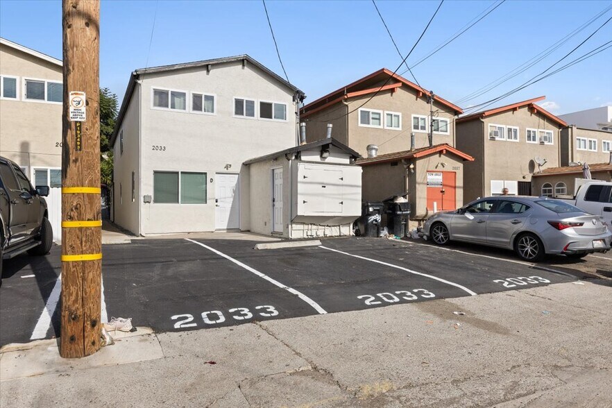 More Photos Of 2033 Garnet Ave, San Diego Apartments For Sale