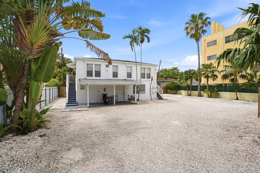 More Photos Of 340 NE 125th St, North Miami Office Residential For Sale
