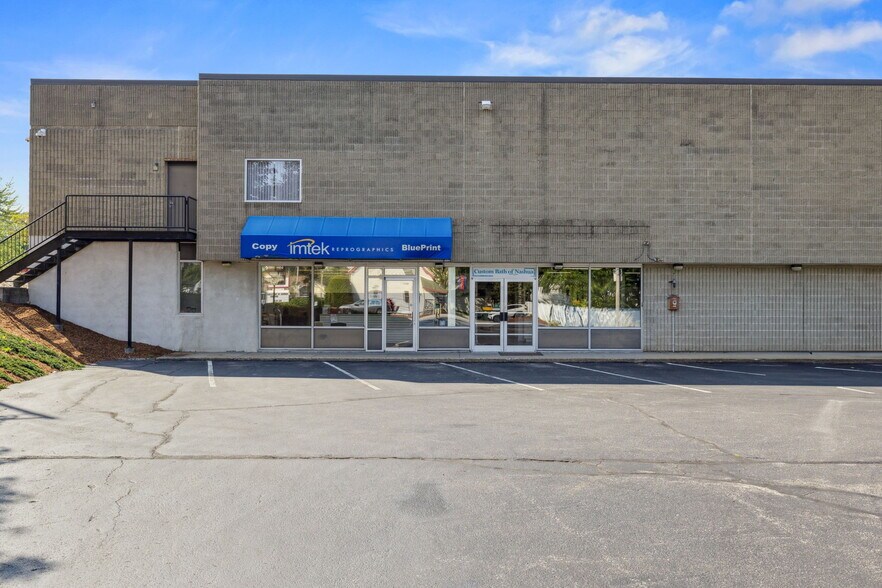 More Photos Of 175 Amherst St, Nashua Freestanding For Lease