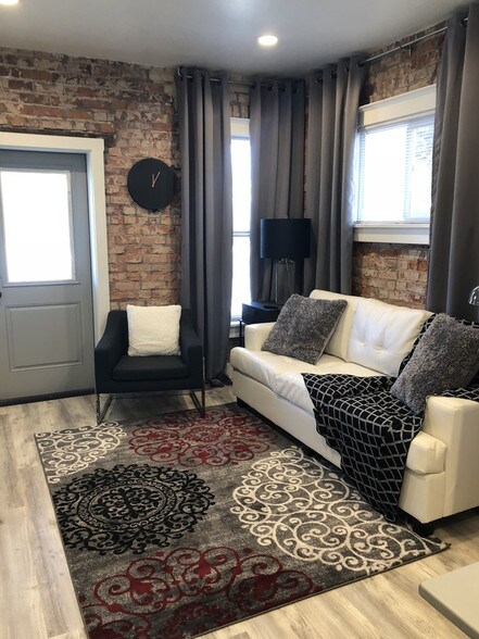 More Photos Of 643-657 S 700 E, Salt Lake City Apartments For Sale