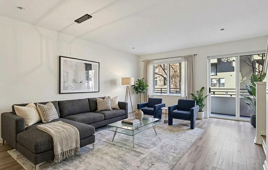 More Photos Of 1501 India St, San Diego Apartments For Sale