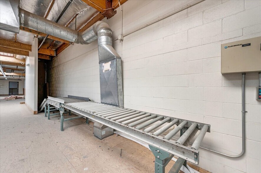 More Photos Of 580 N 11th Ave, Hanford Freestanding For Lease