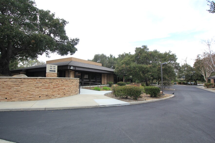 More Photos Of 317-325 S Moorpark Rd, Thousand Oaks Unknown For Lease