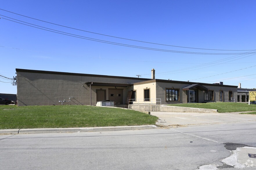More Photos Of 14501 Industrial Ave, Maple Heights Manufacturing For Lease
