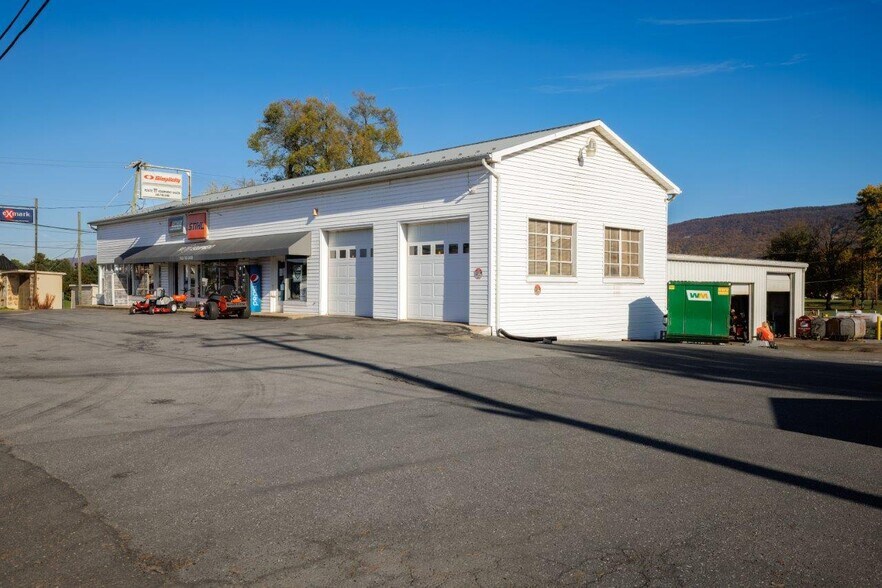 More Photos Of 9800 S Congress St, New Market Auto Repair For Sale
