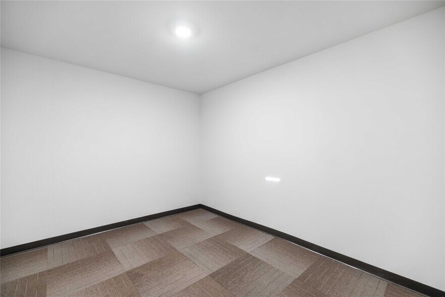 More Photos Of 1700 Amanda Ave, Fort Worth Religious Facility For Sale