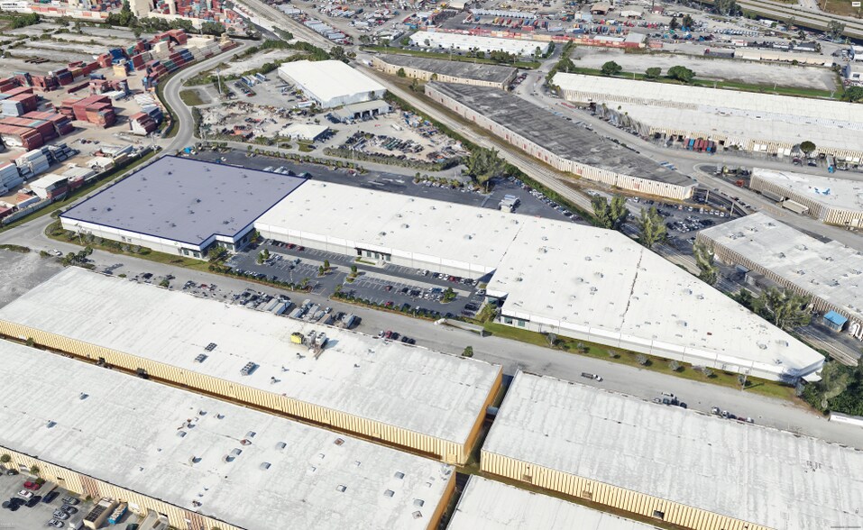 More Photos Of 9400 NW 104th St, Medley Warehouse For Lease