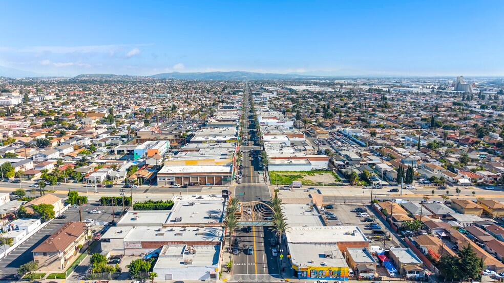 More Photos Of 4630 Whittier Blvd, Los Angeles General Retail For Sale