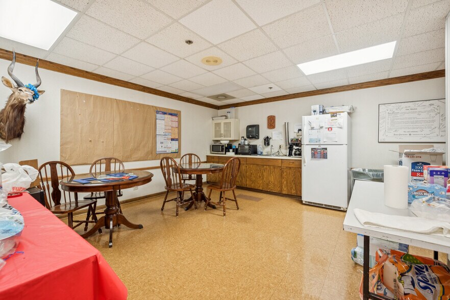 More Photos Of 120 E Main St, Oklahoma City Freestanding For Sale