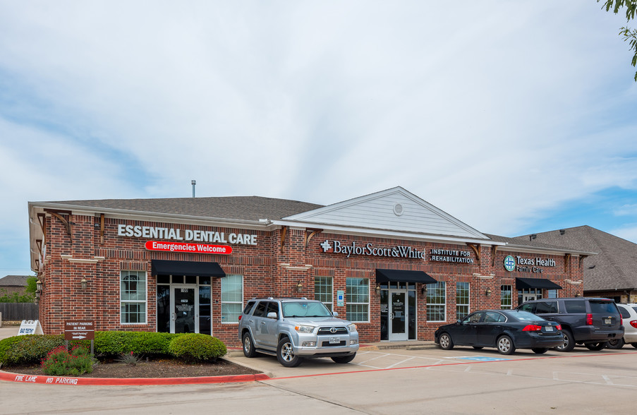 Primary Photo Of 2950 W Camp Wisdom Rd, Grand Prairie Medical For Lease