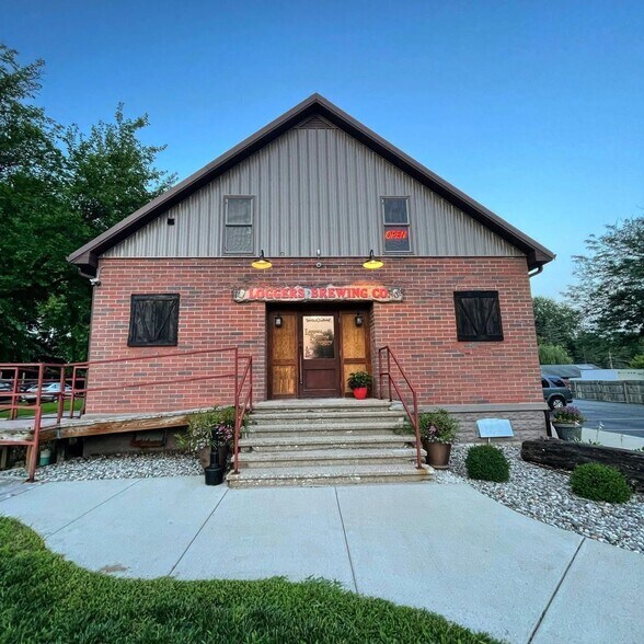 More Photos Of 1215 S River Rd, Saginaw Specialty For Sale