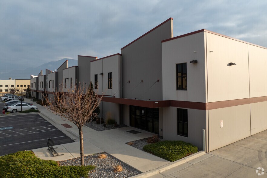 More Photos Of 496 E 1750 N, Orem Warehouse For Lease